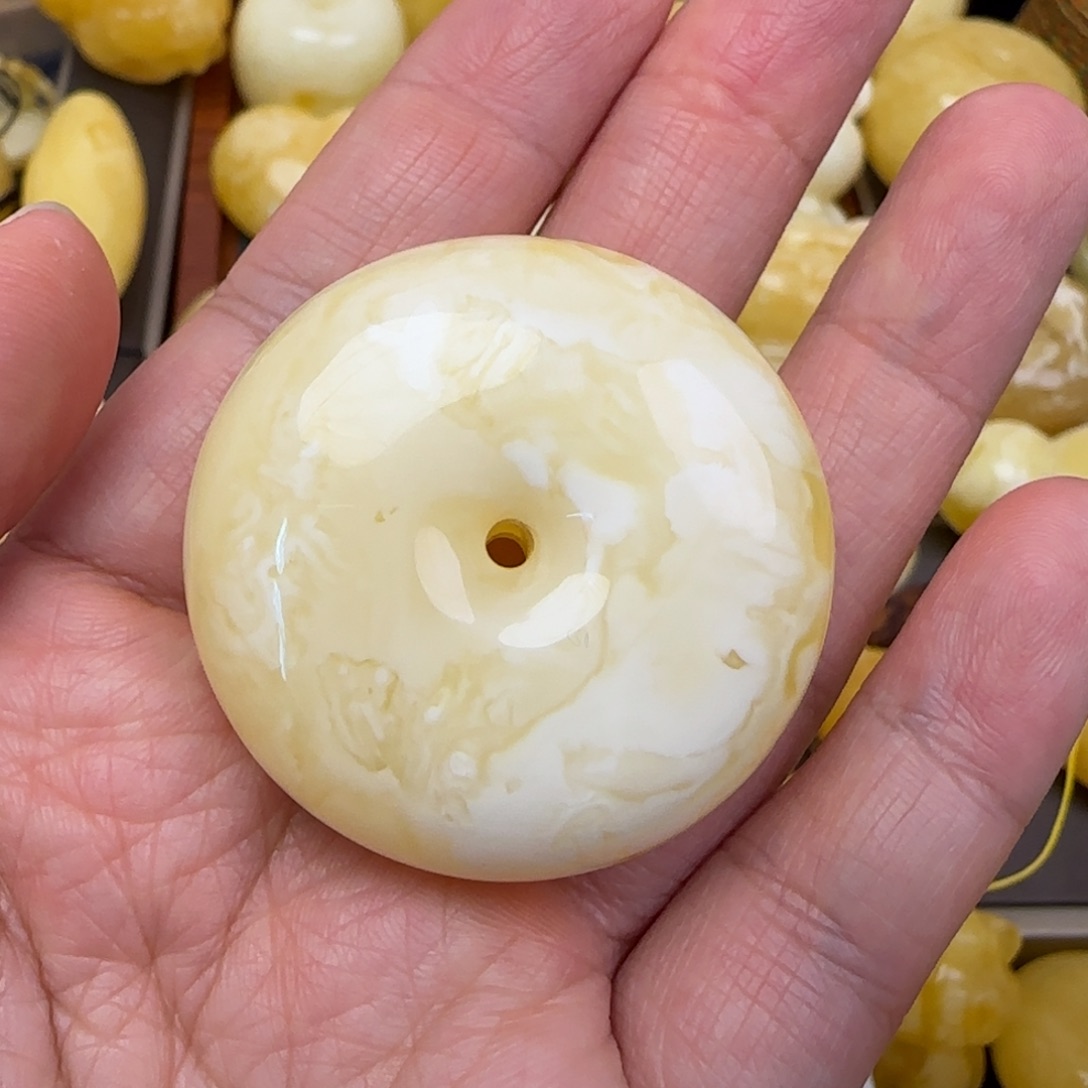 蜜蜡颈饰未镶嵌天然蜜蜡