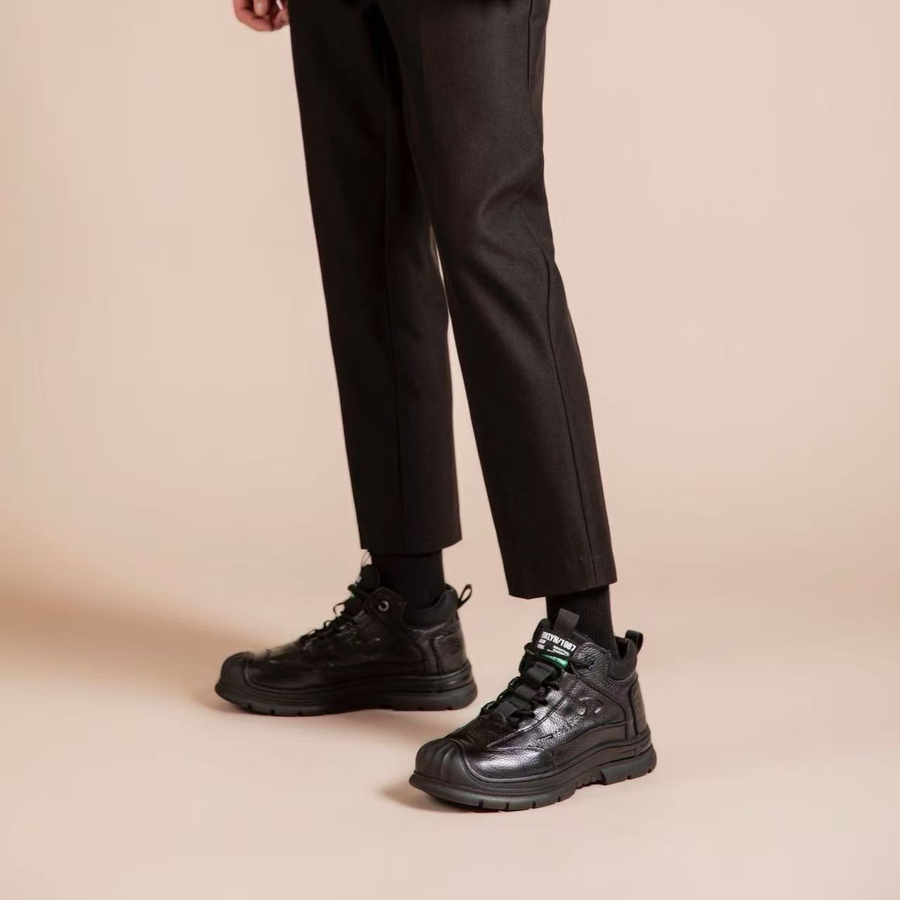 男士短筒系带真皮中装鞋3035