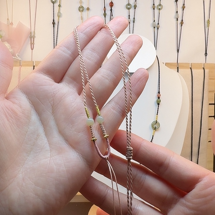 和田玉藕粉小飞碟1毫米