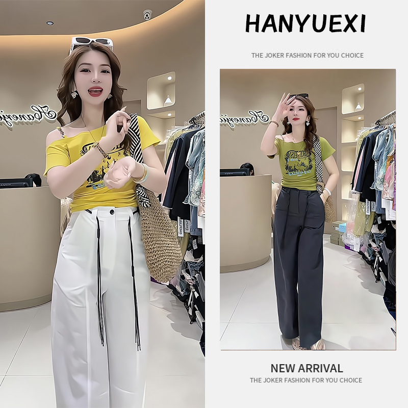 夏季一整套女装2025新款韩版气质减龄斜露肩短袖上衣休闲裤两件套