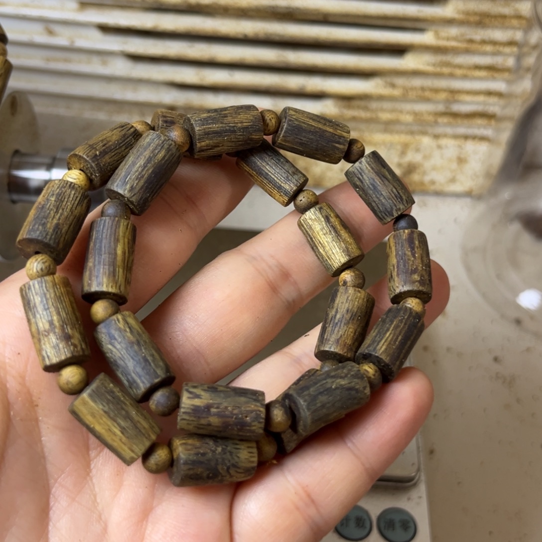 沉香沉香碎屑透顶绿沉水浮树心油单圈多样性发一