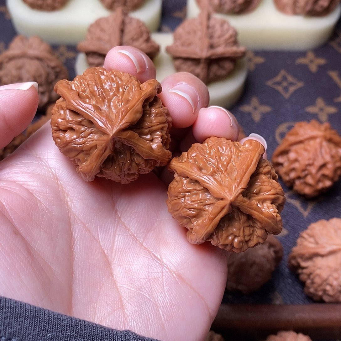 吊坠桃核玉玺四棱37尺