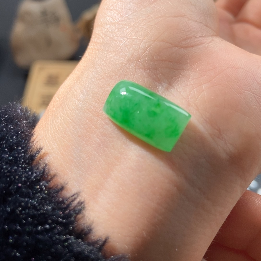 定制翡翠未镶嵌翡翠17.6×10.1×6