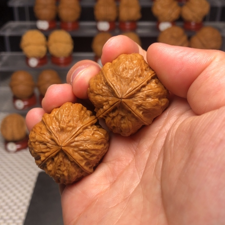 把件文玩核桃24四棱