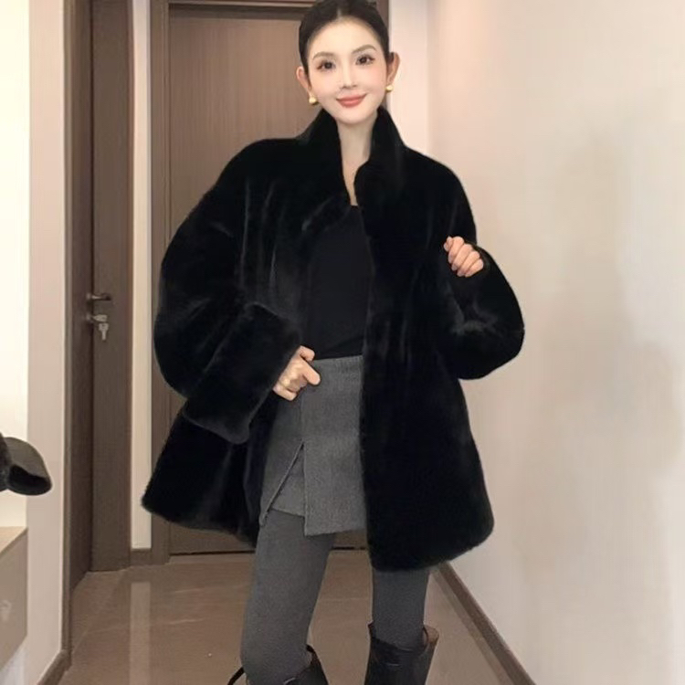 韩版立领外套新款冬季中长款宽松挽袖环保貂绒皮毛一体加厚外套