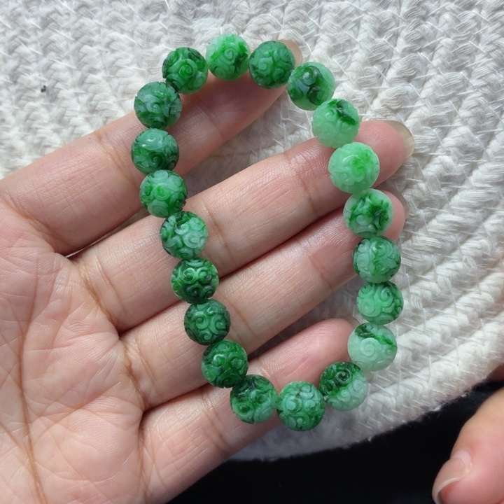 i***6定制翡翠未镶嵌毛货待编款式不退不换