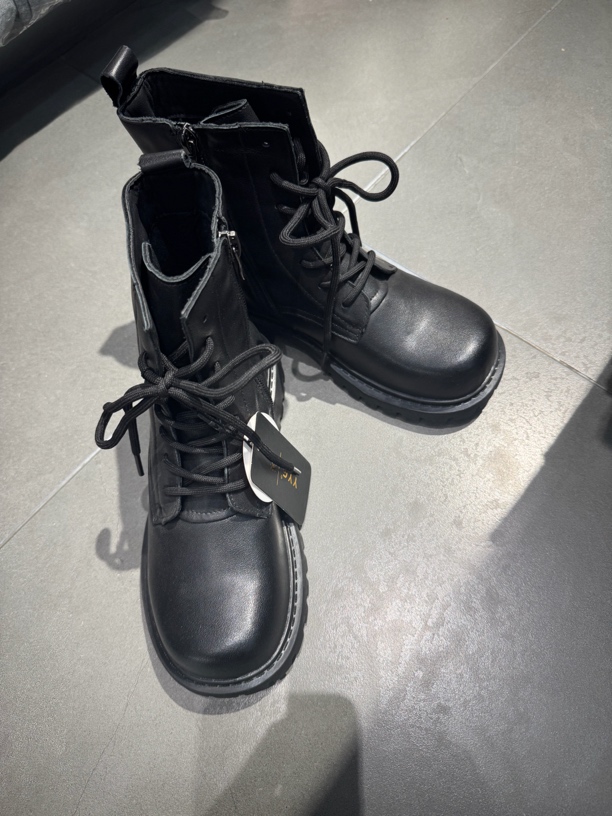 纯色女耐磨秋冬马丁靴系带女鞋英伦风瘦瘦靴厚底休闲秋季加绒