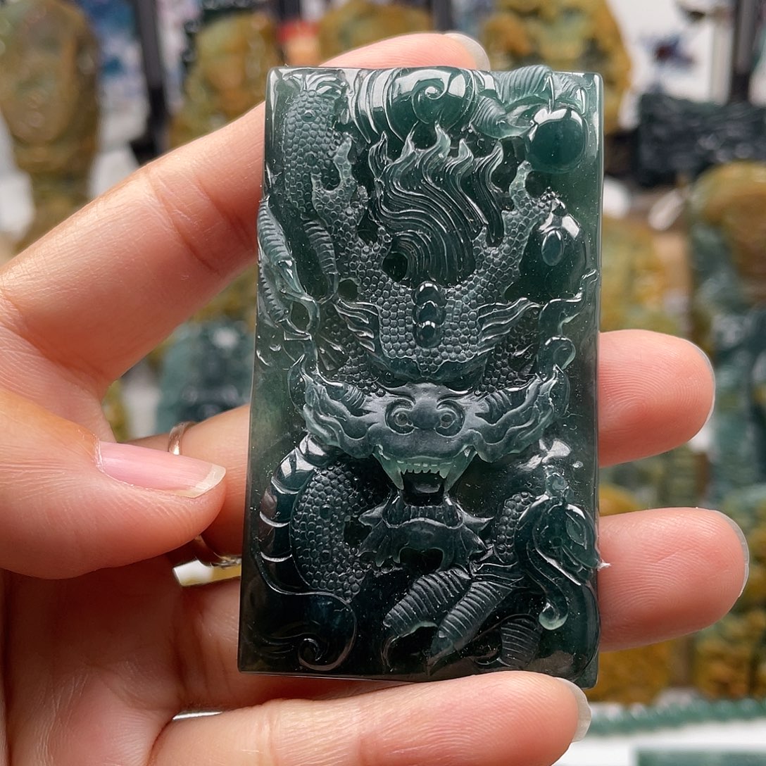 翡翠未镶嵌颈饰天然翡翠a货龙