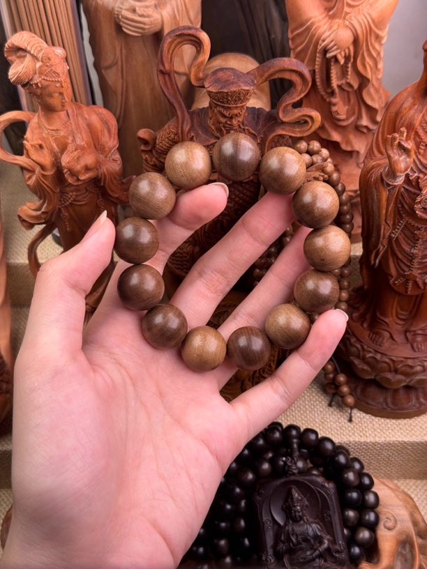 老山檀1.8黑肉焦糖香微瑕