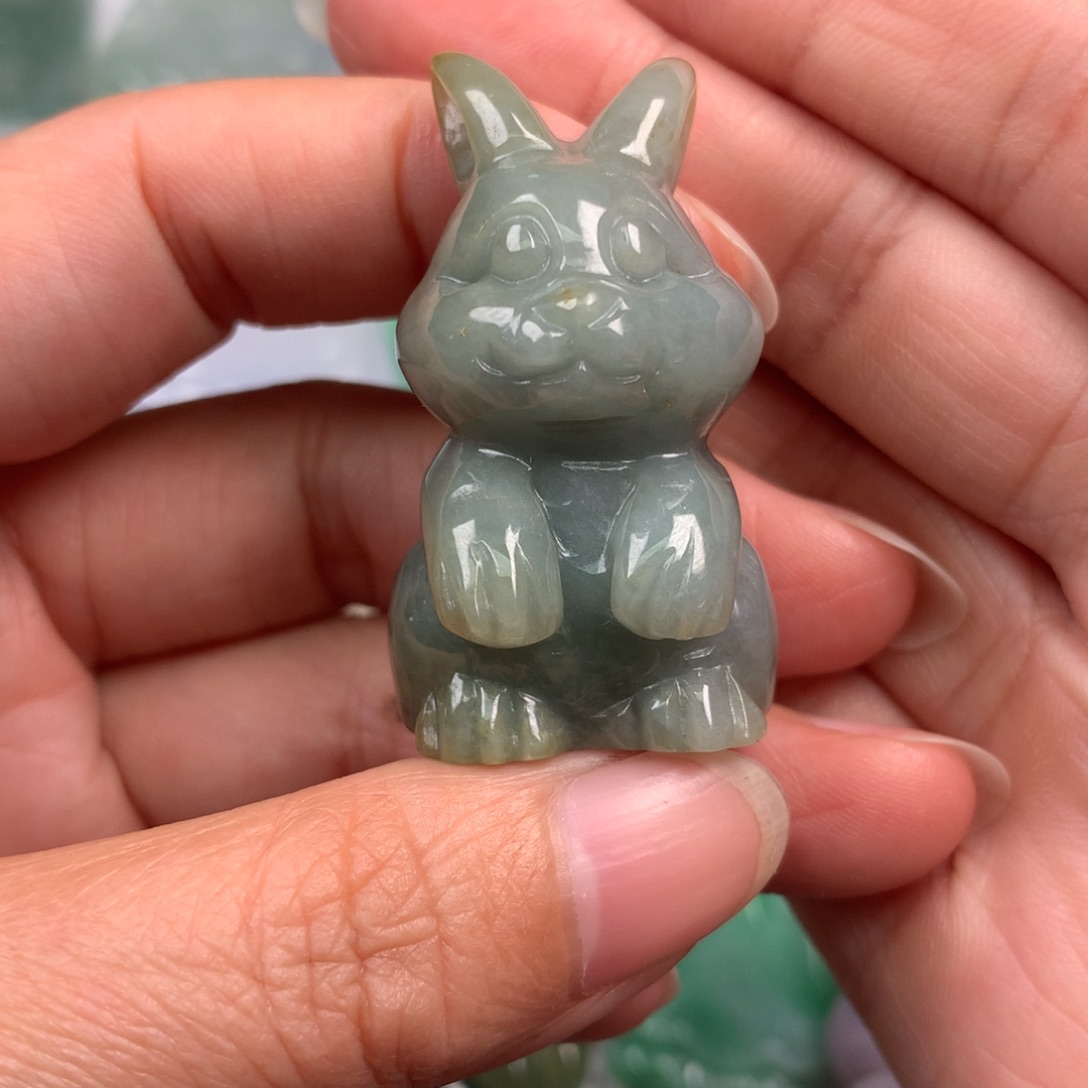 德***下翡翠未镶嵌颈饰翡翠