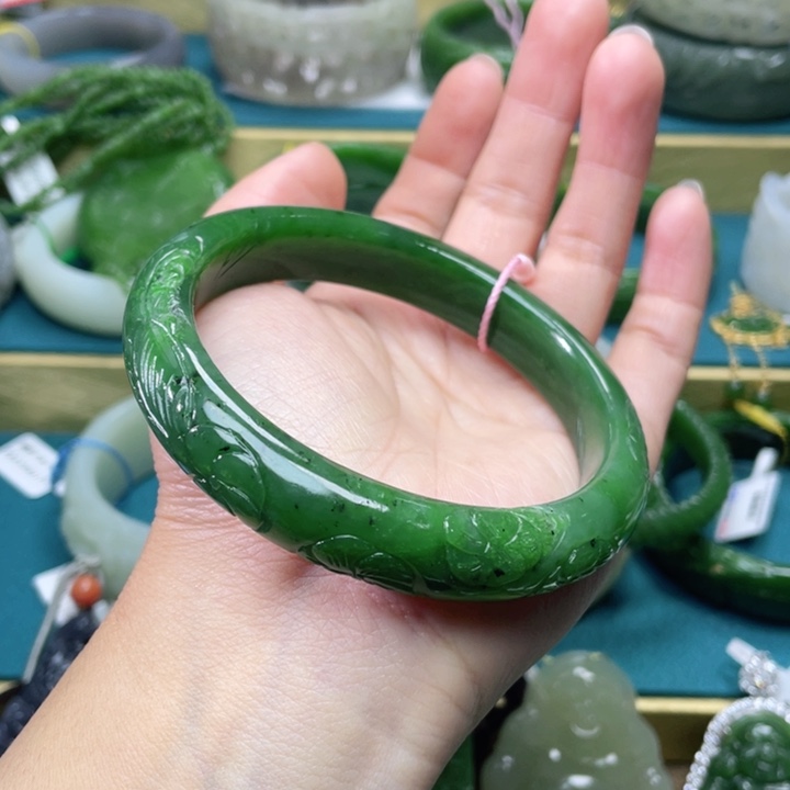 和田玉手镯64+圈口 编号47未镶嵌