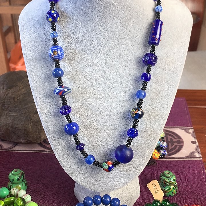 琉璃颈饰46667677979809000