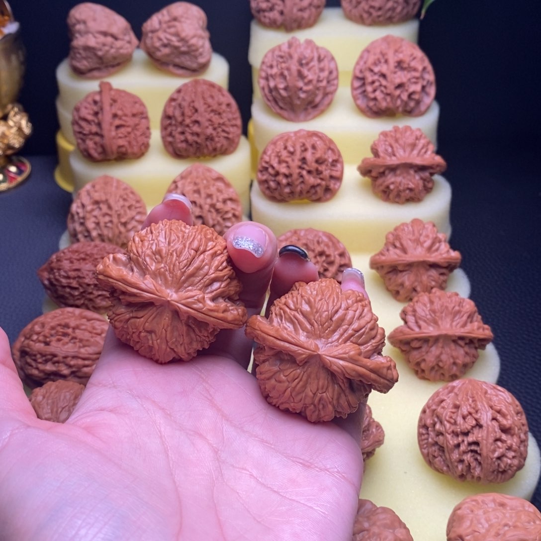 把件文玩核桃白狮子45尺