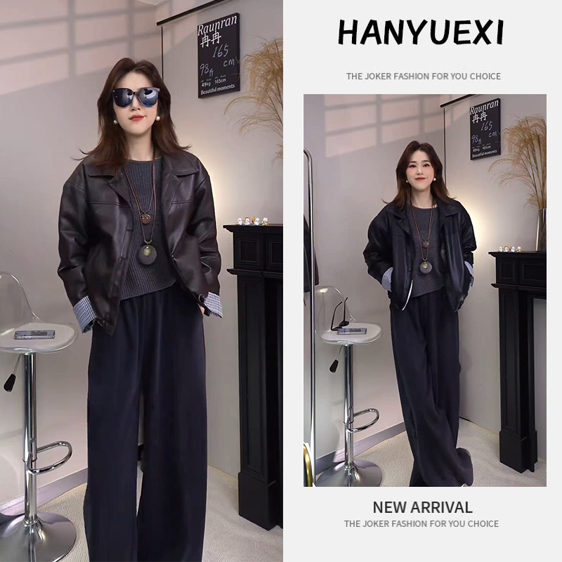 今年秋冬流行漂亮套装2025新款复古港风气质外套休闲阔腿裤三件套