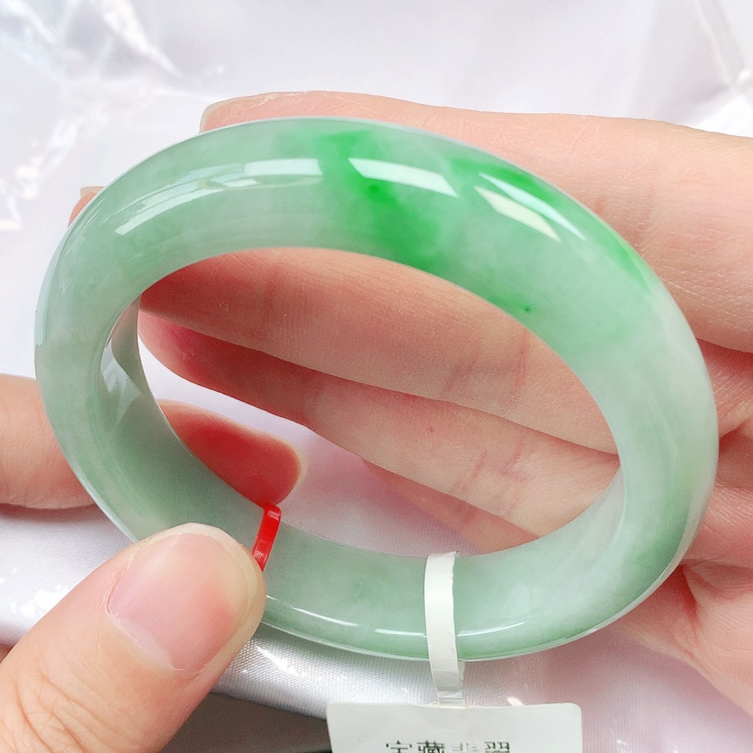 翡翠未镶嵌手镯抖音760