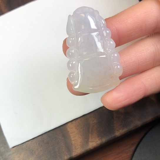 翡翠未镶嵌颈饰缅甸A货，每天下午1点半开播