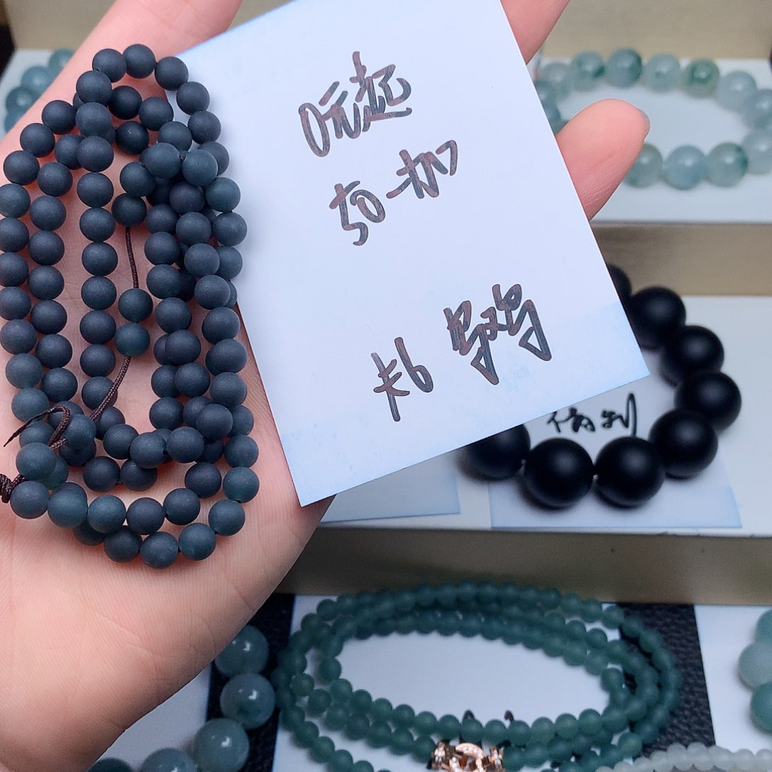 未镶嵌定制翡翠?***侯