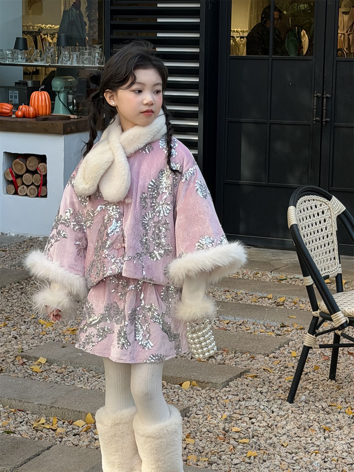 女童套装2025冬款喜庆亮片国风年服拜年装加厚保暖潮童