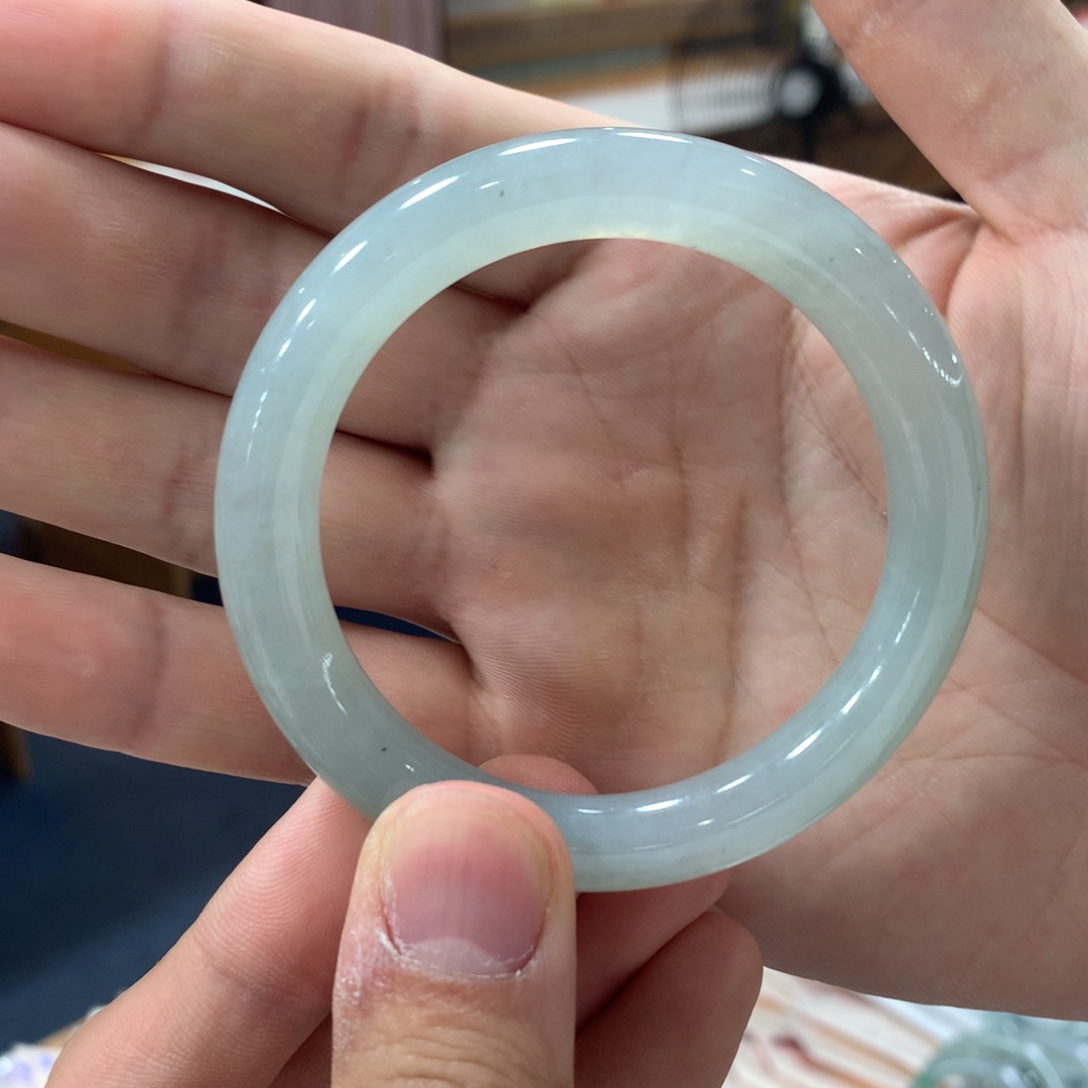 翡翠未镶嵌手镯翡翠