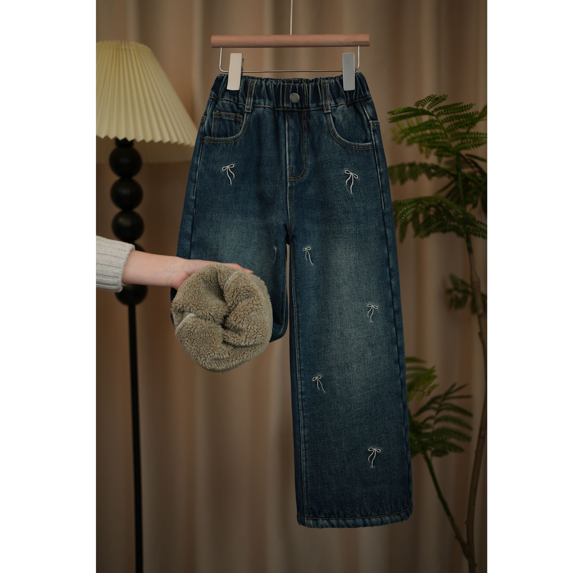 【特厚款，高品质】【一条过冬】女童加绒加厚冬季新款百搭直筒牛仔裤