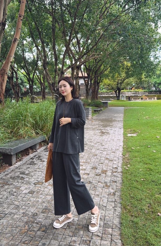 气质休闲宽松慵懒风长袖上衣直筒裤套装(no退换)