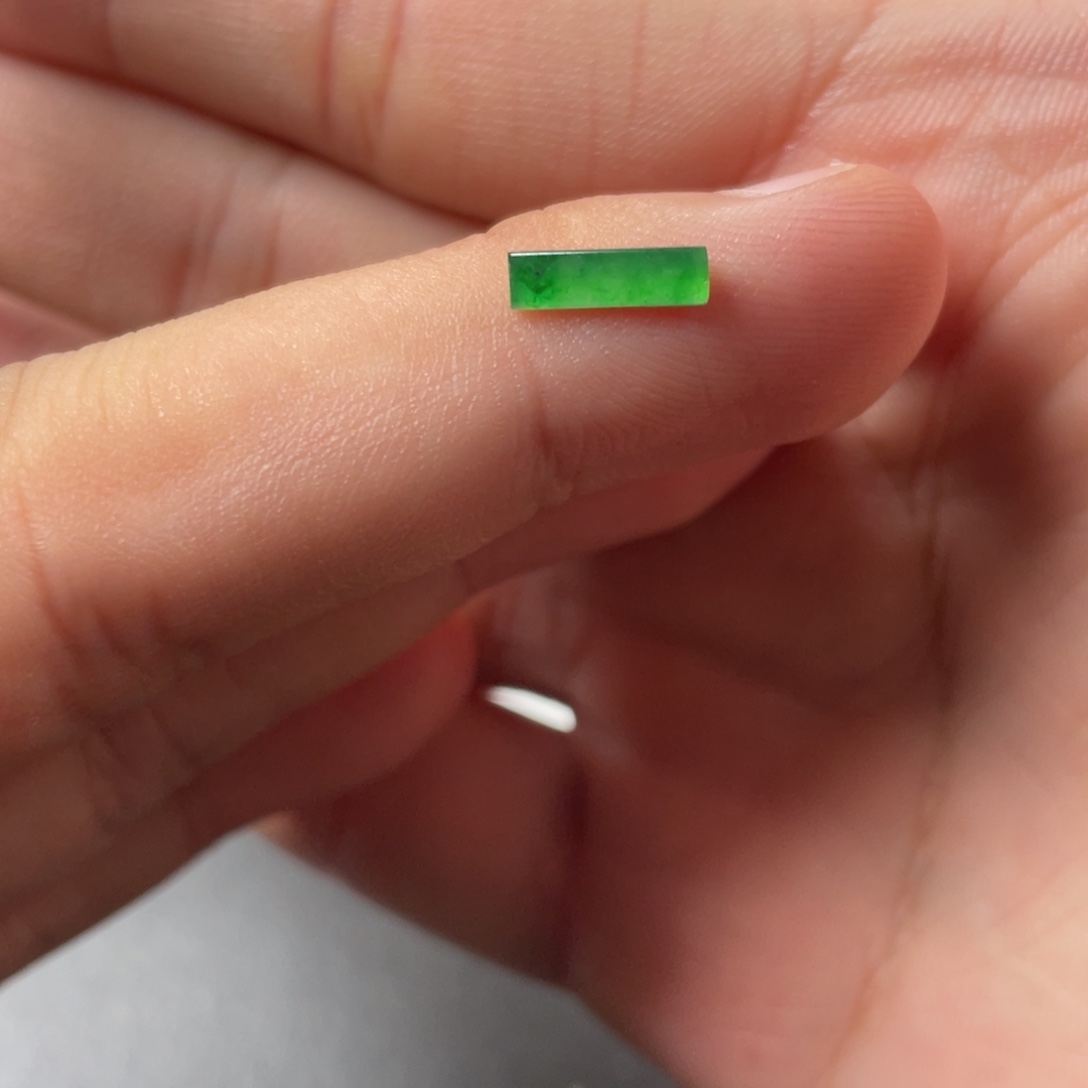 翡翠未镶嵌挂件翡翠