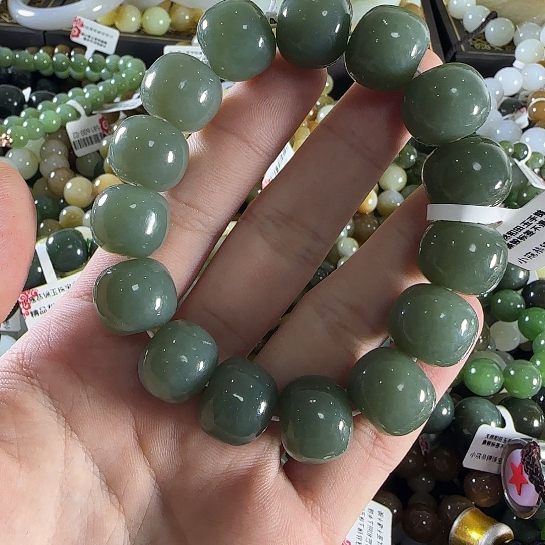 和田玉手链未镶嵌171