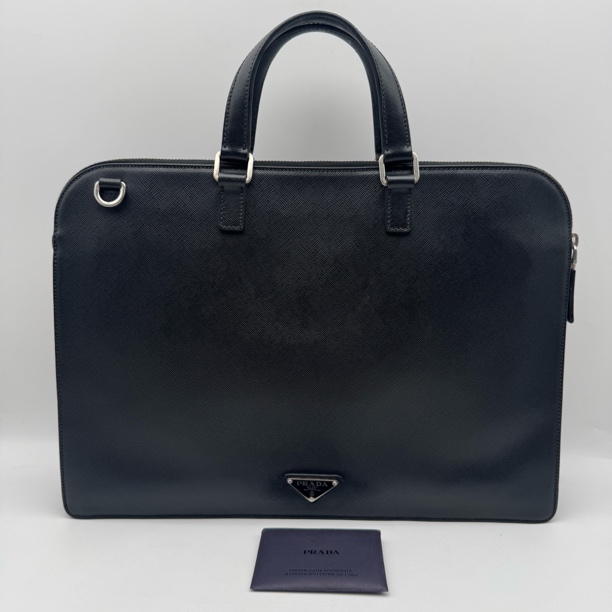 95新 Prada/普拉达 97新黑色全皮十字纹手提公文包/2739
