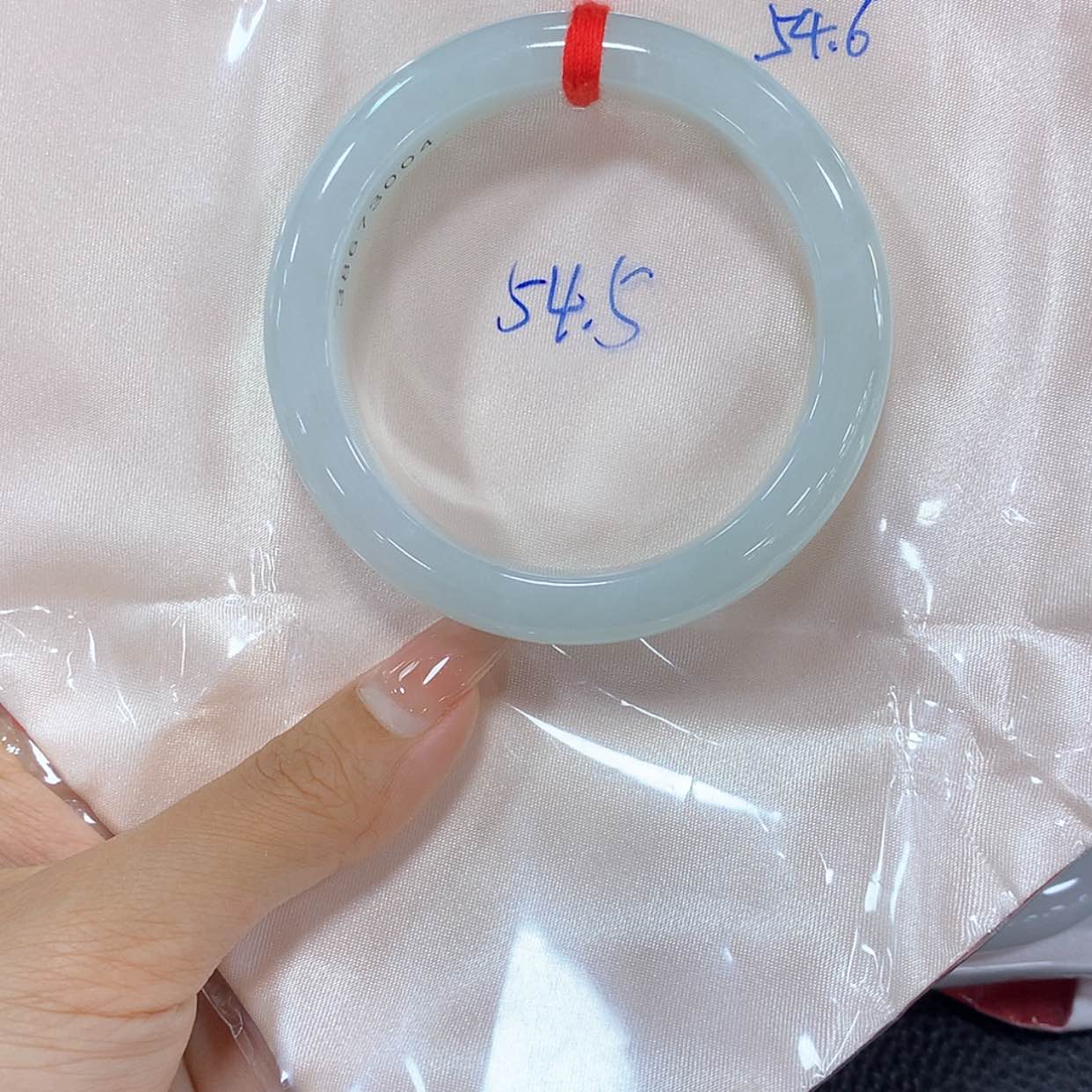 【闪购商品】未镶嵌手镯翡翠天然缅甸翡翠A货手镯