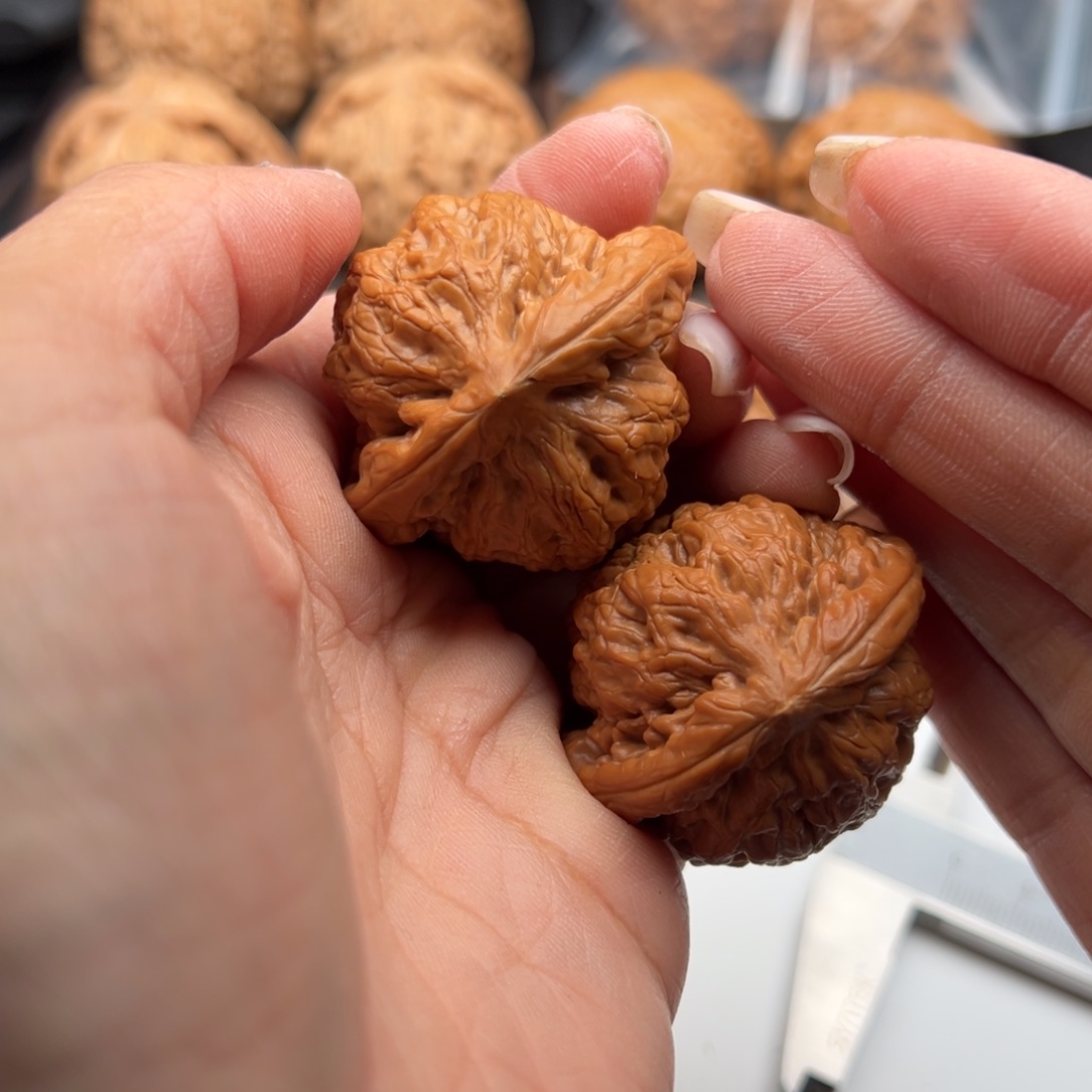 文玩核桃把件金公子40