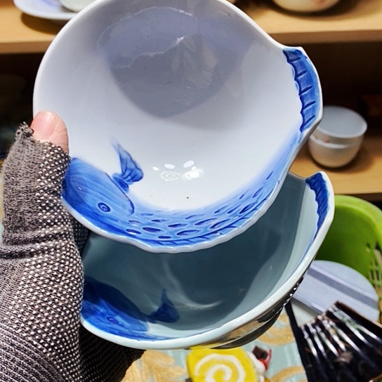 瓷片新年快乐。万事如意