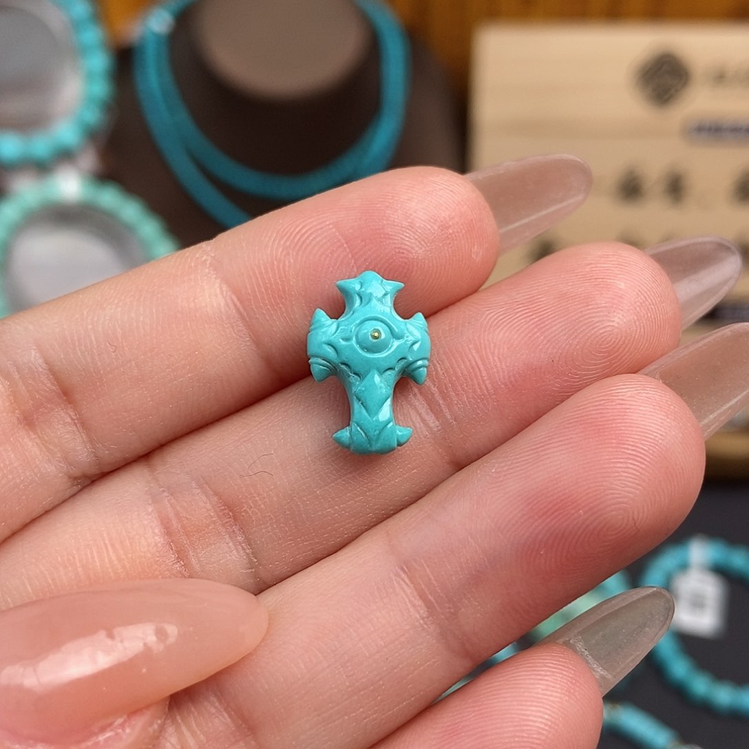 绿松石雕刻未镶嵌