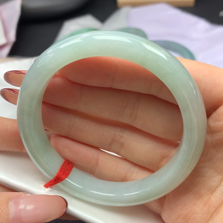 翡翠手镯未镶嵌57泥鳅背