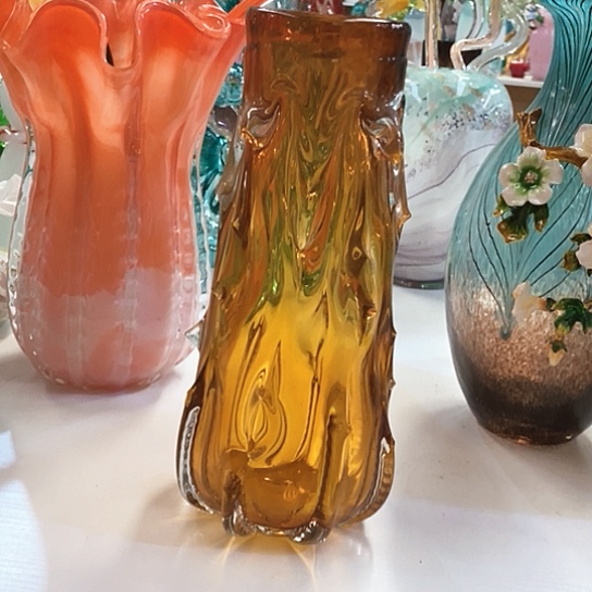 琉璃花瓶高30厘米口径7厘米