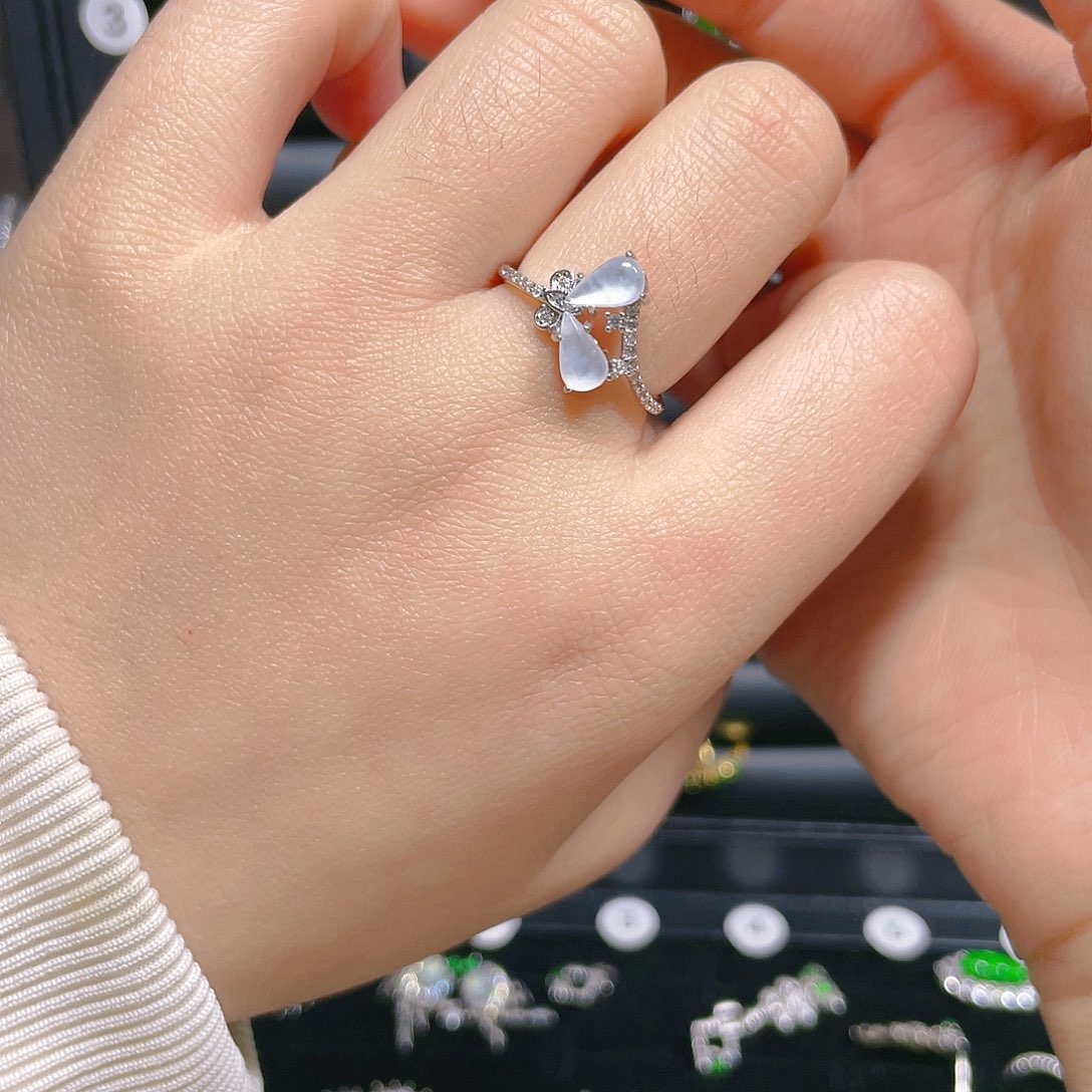 翡翠戒指银S925镶嵌戒指