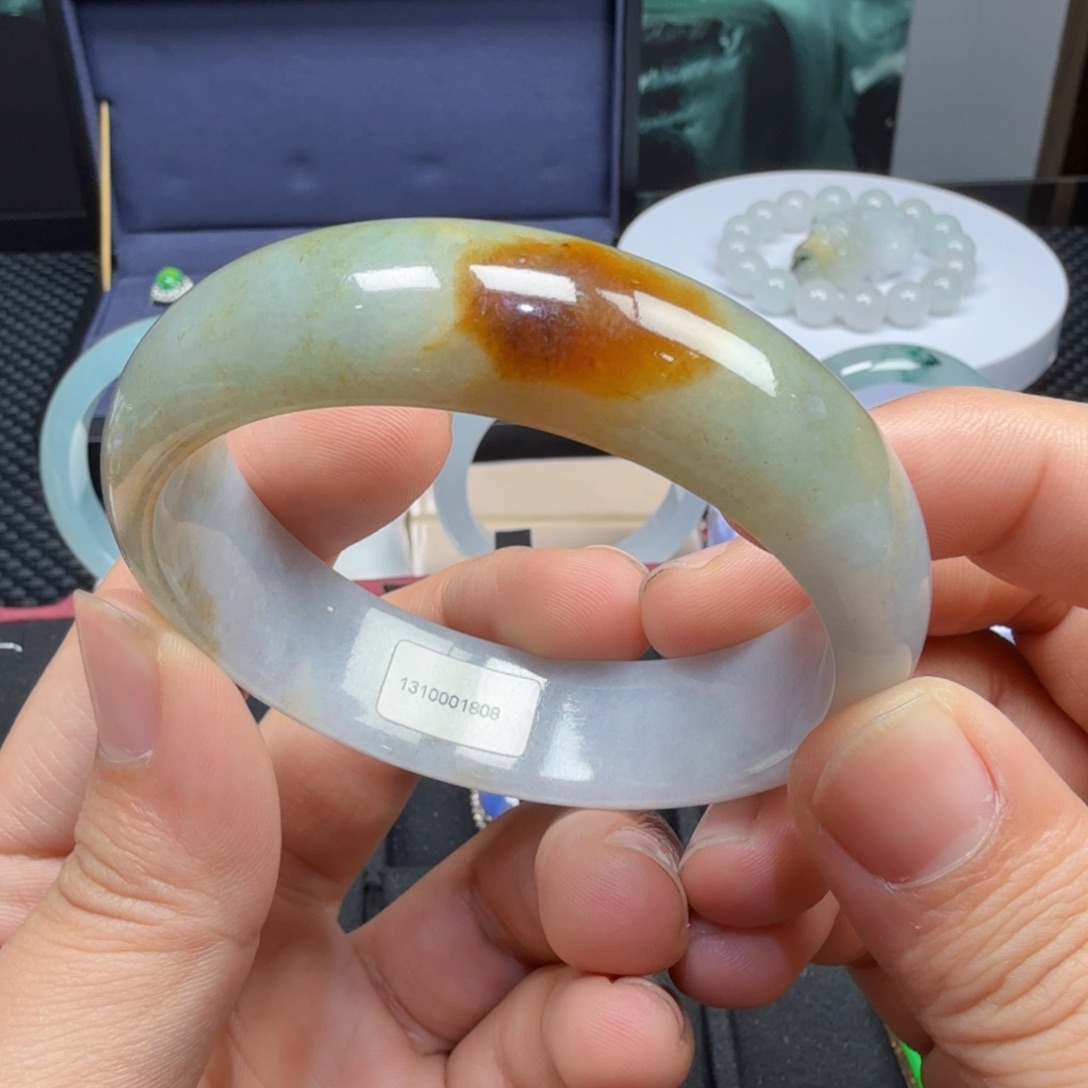 翡翠未镶嵌手镯小轮胎