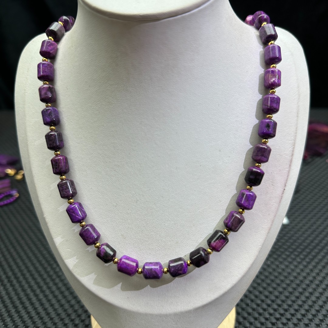 【唐艺】C16主播推荐款轻奢风常规项链多样性发一件奇石