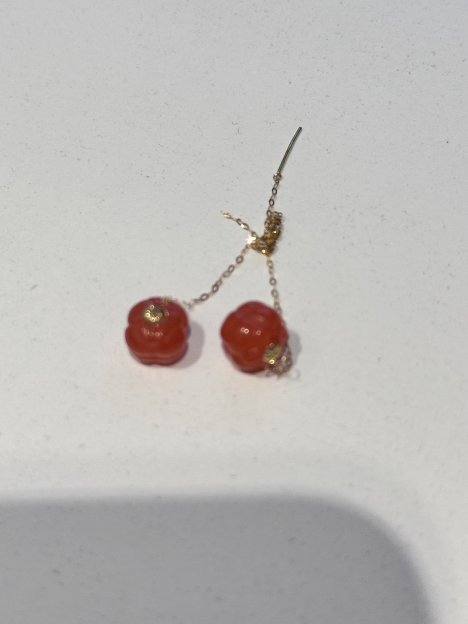 樱桃红耳饰