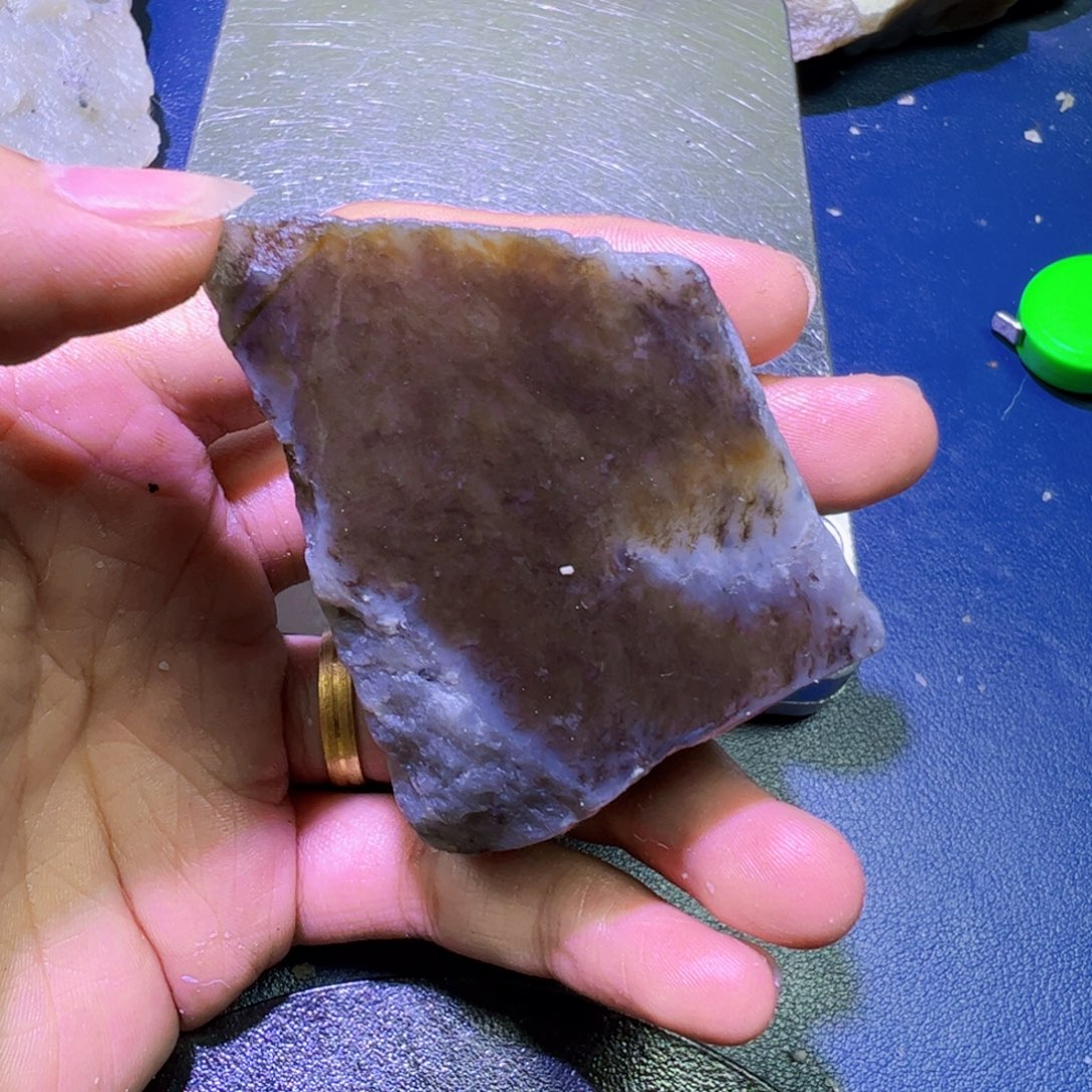 未镶嵌和田玉（糖玉）珠宝半成品