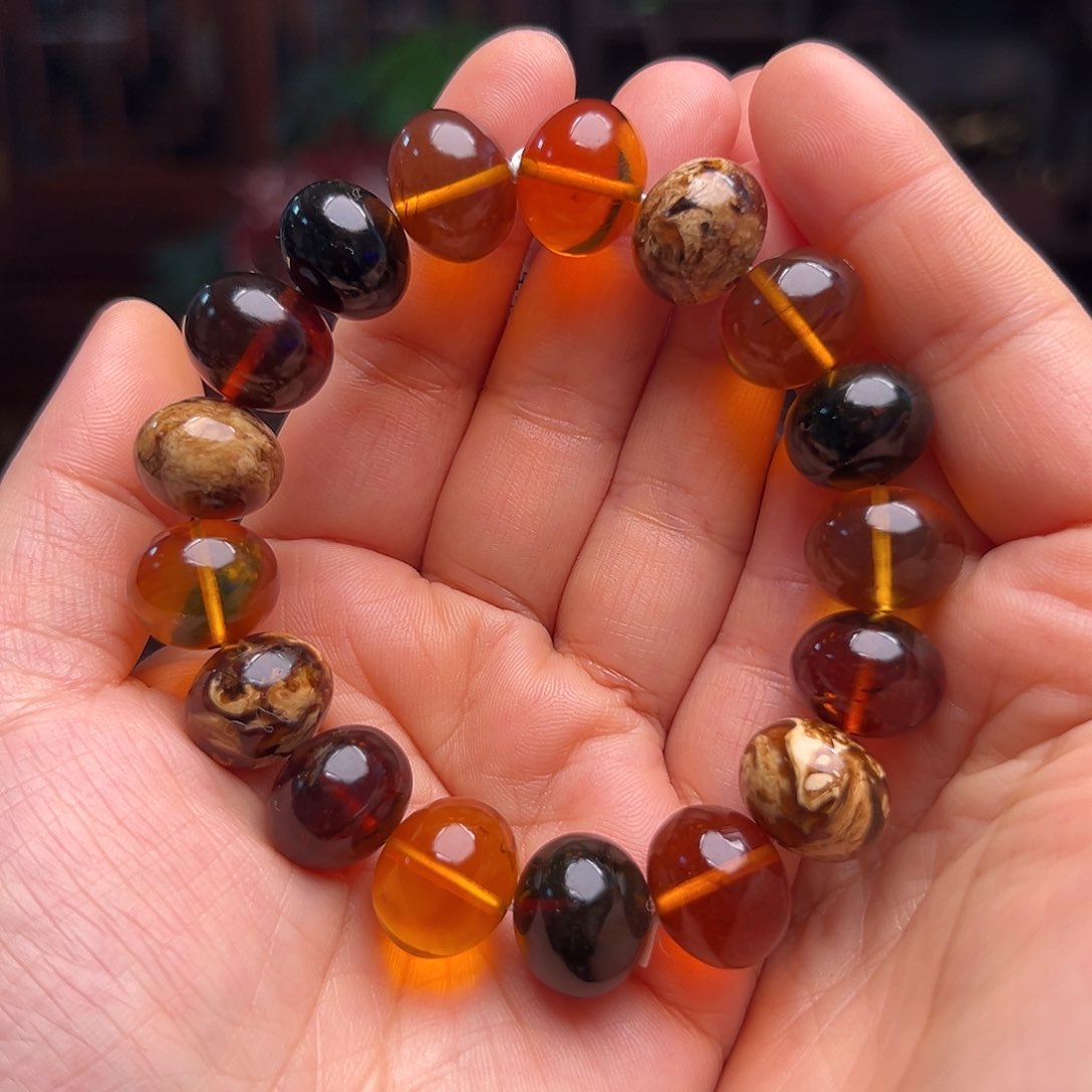 琥珀裸石未镶嵌旭*源抚顺琥珀50025。15m n