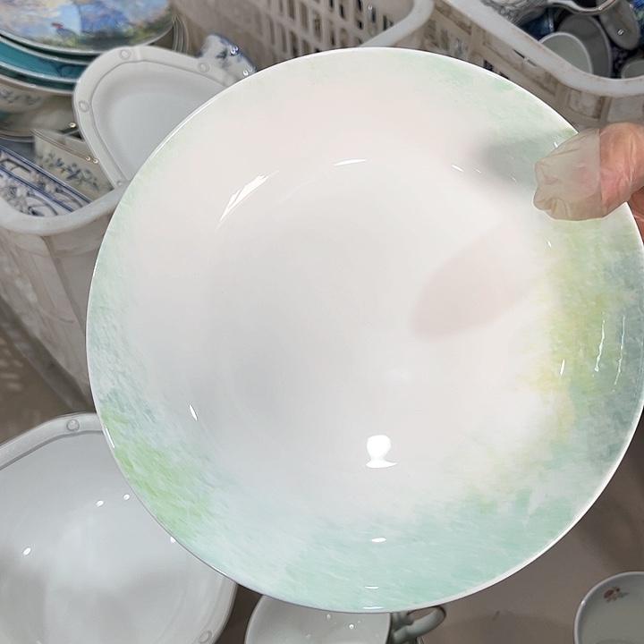 碗微瑕骨瓷盘两只装星河璀璨