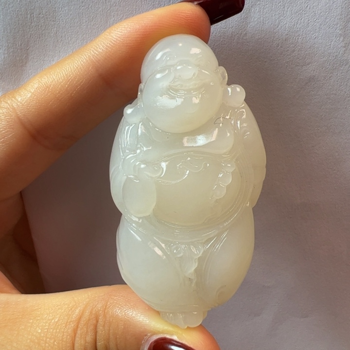 颈饰未镶嵌和田玉（白玉）