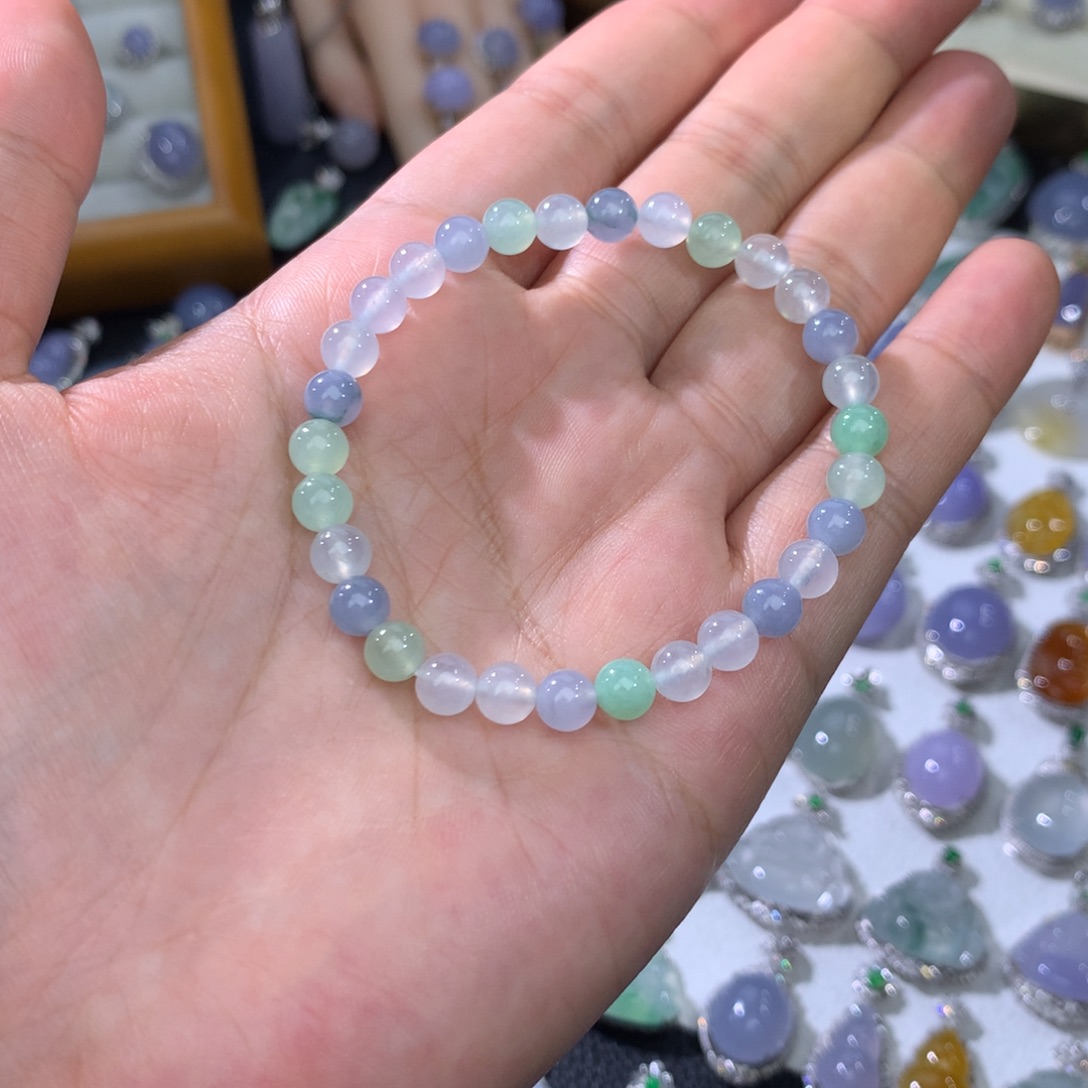 翡翠未镶嵌手串签收后48小时鉴赏期