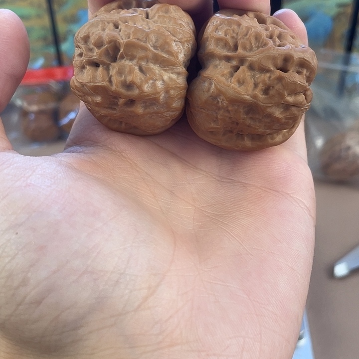 文玩核桃蛤蟆头修尖款40尺