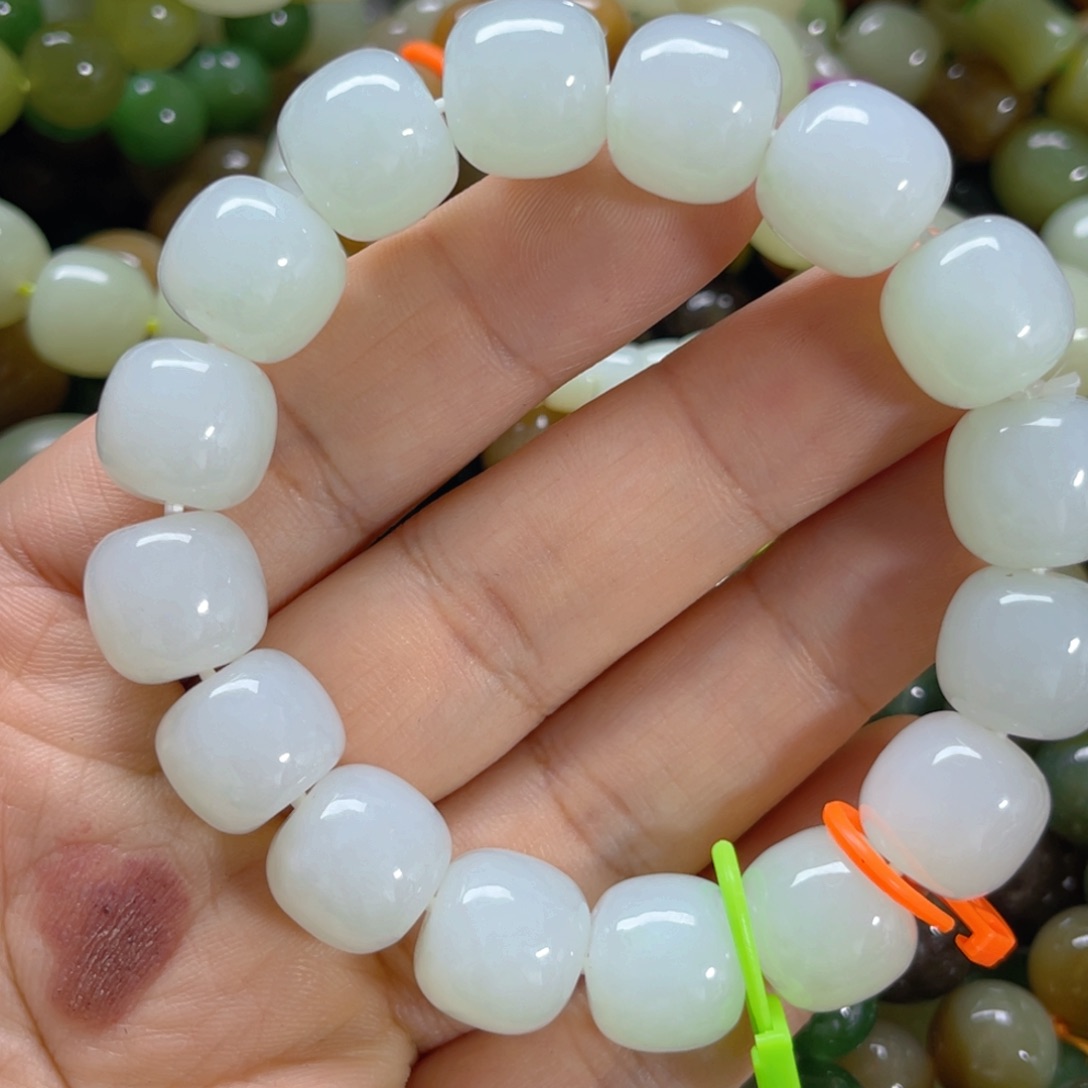 手链未镶嵌和田玉