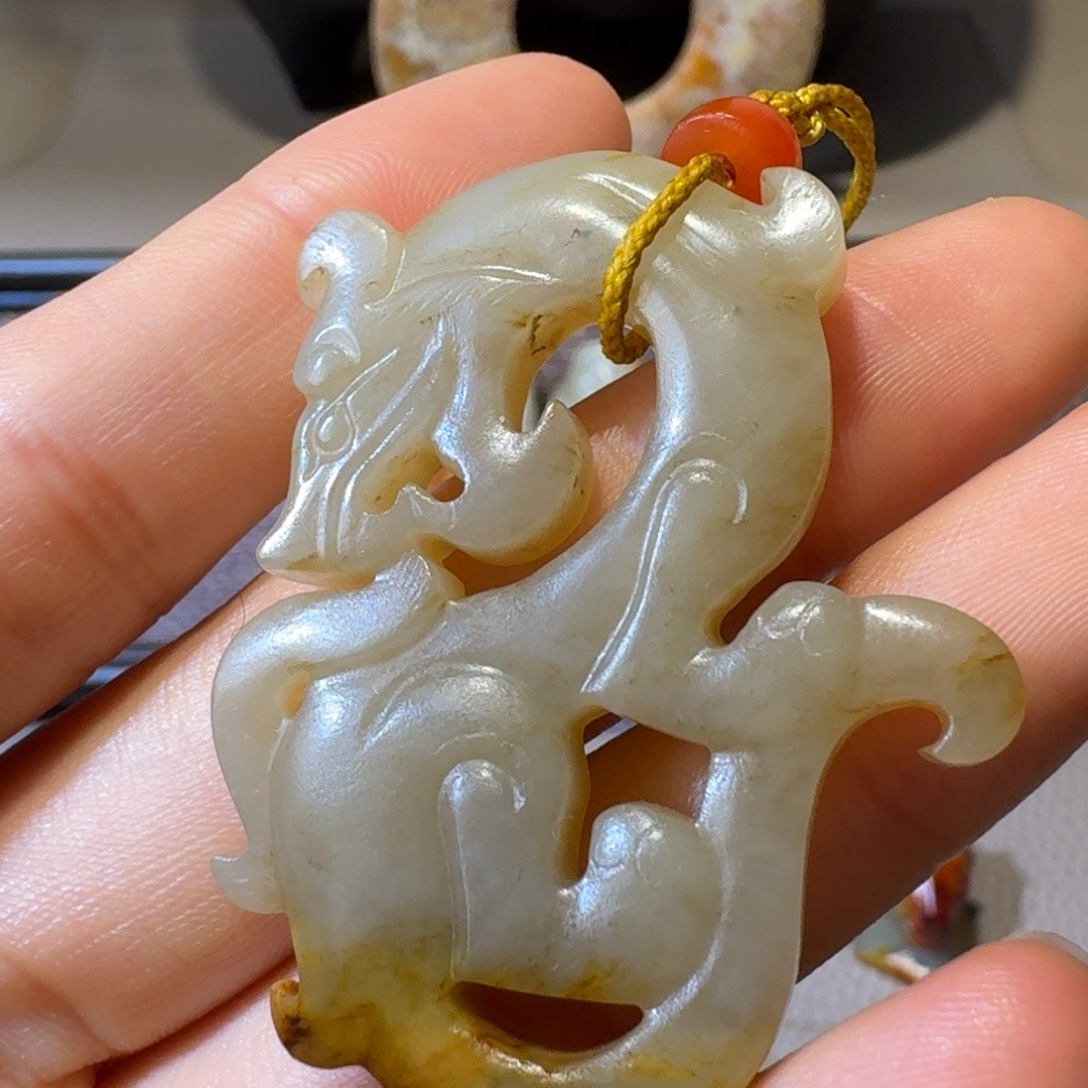 和田玉挂件未镶嵌天*刀