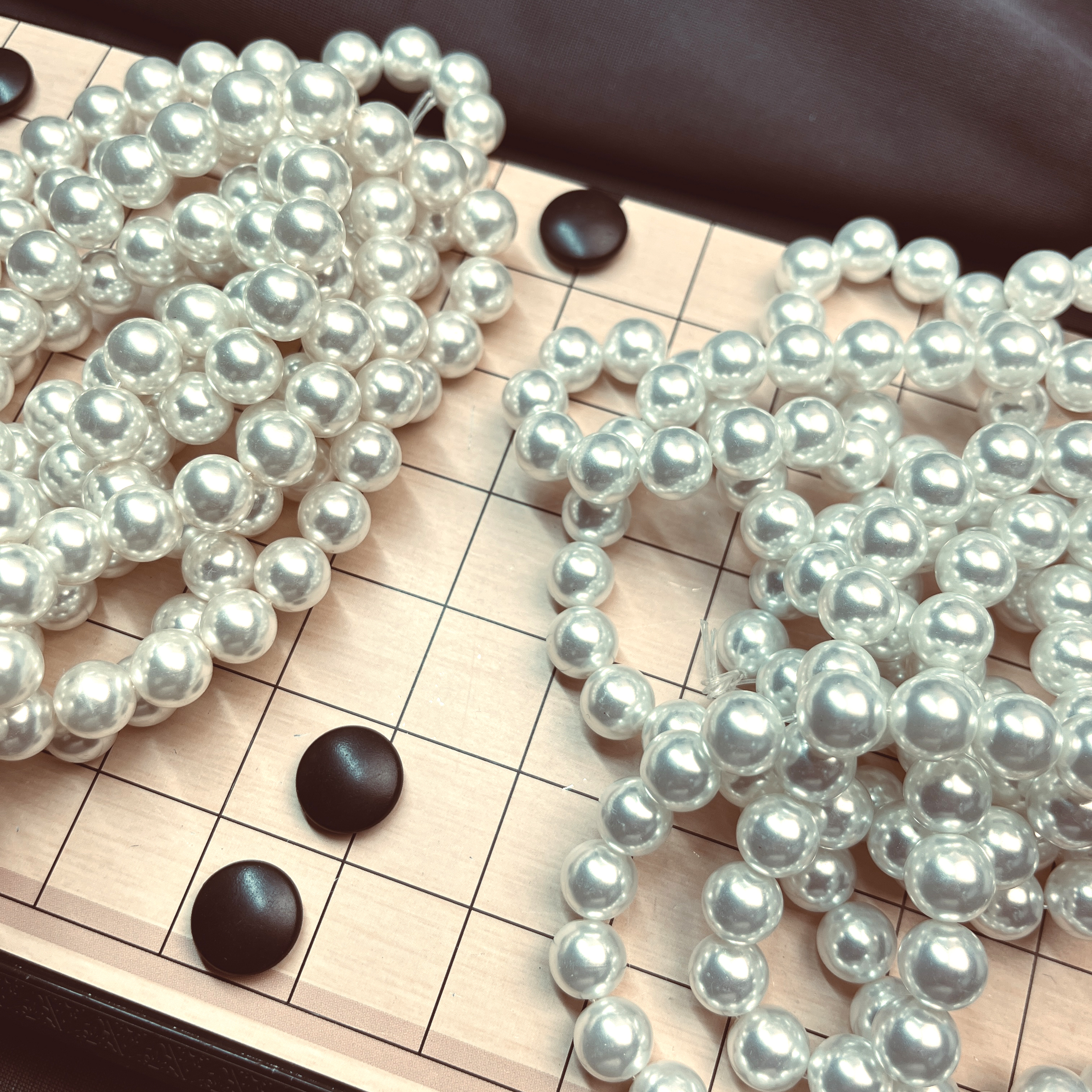 4F仿施家珍珍正圆小孔高亮源头批发实惠散装珍珠散珠