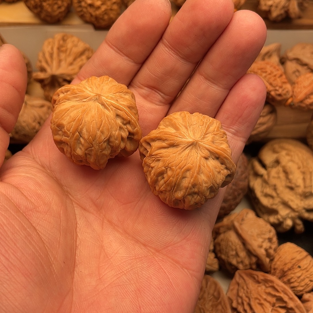 X***来吊坠文玩核桃站古