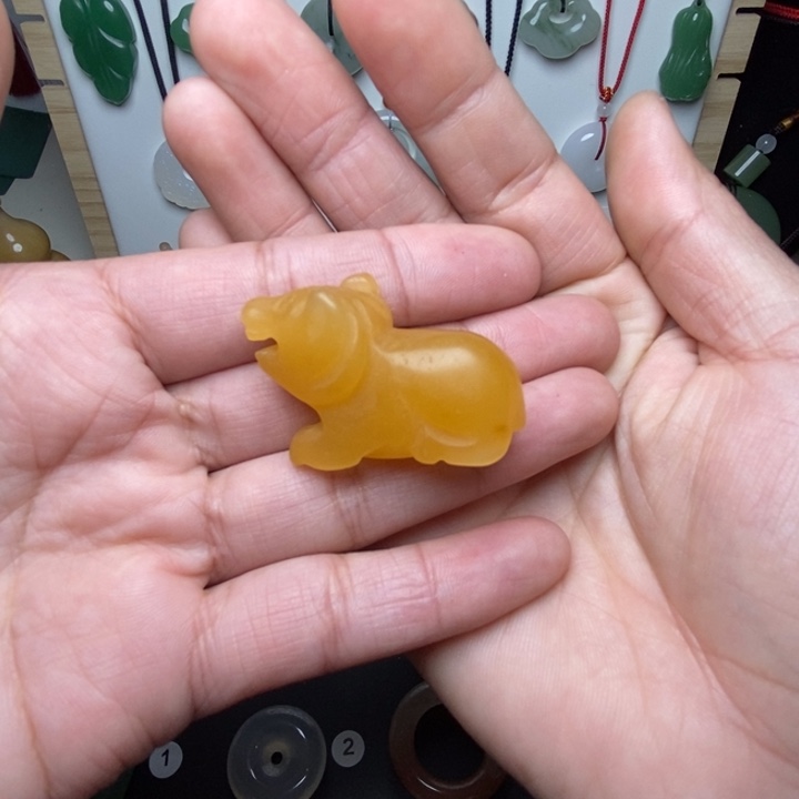 石英质玉颈饰未镶嵌王*