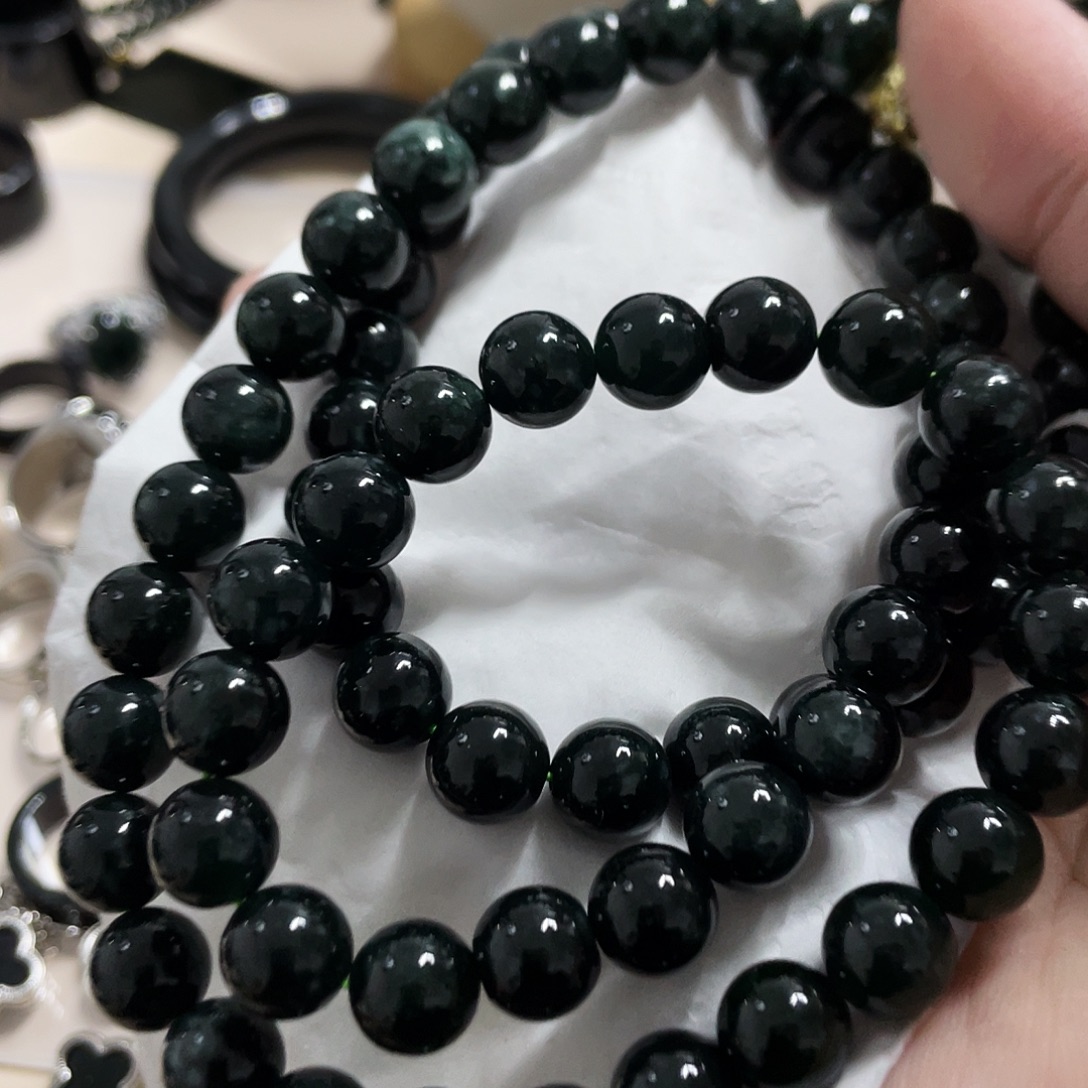 翡翠未镶嵌颈饰翡翠10